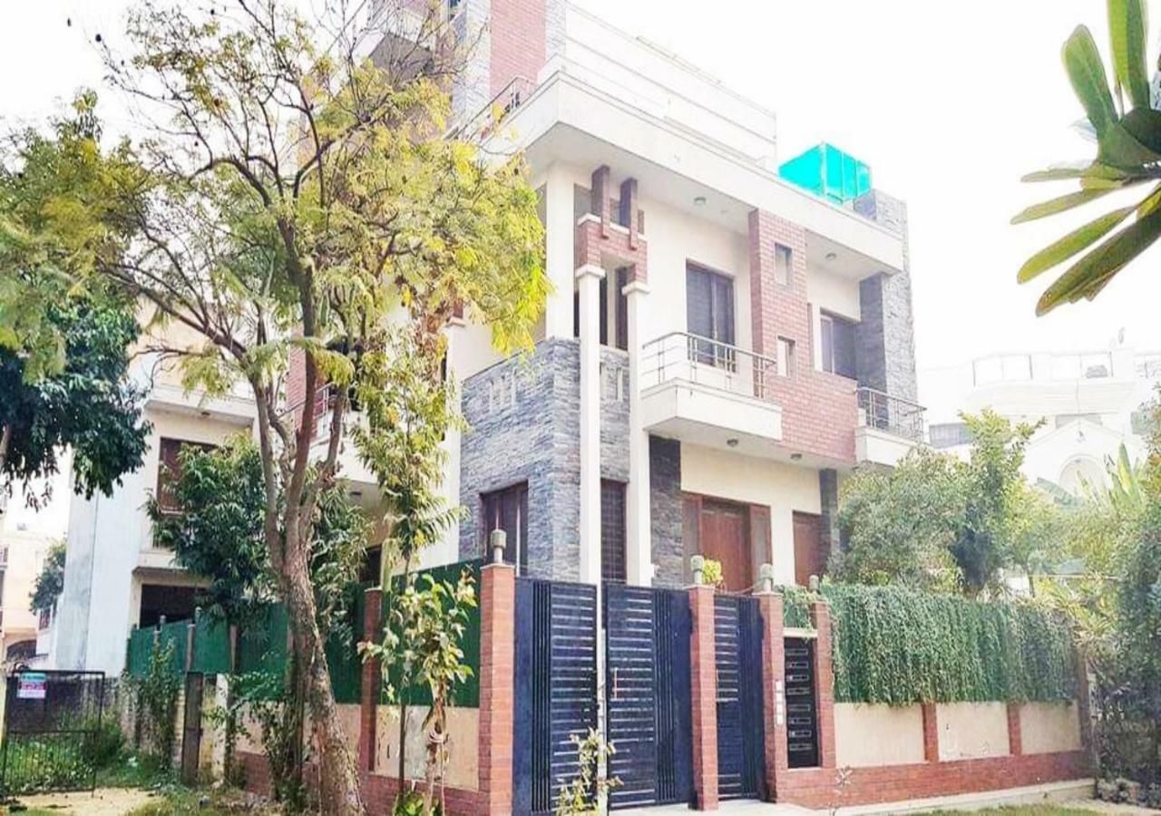 J P Residency Hotel Grander Noida Exterior foto