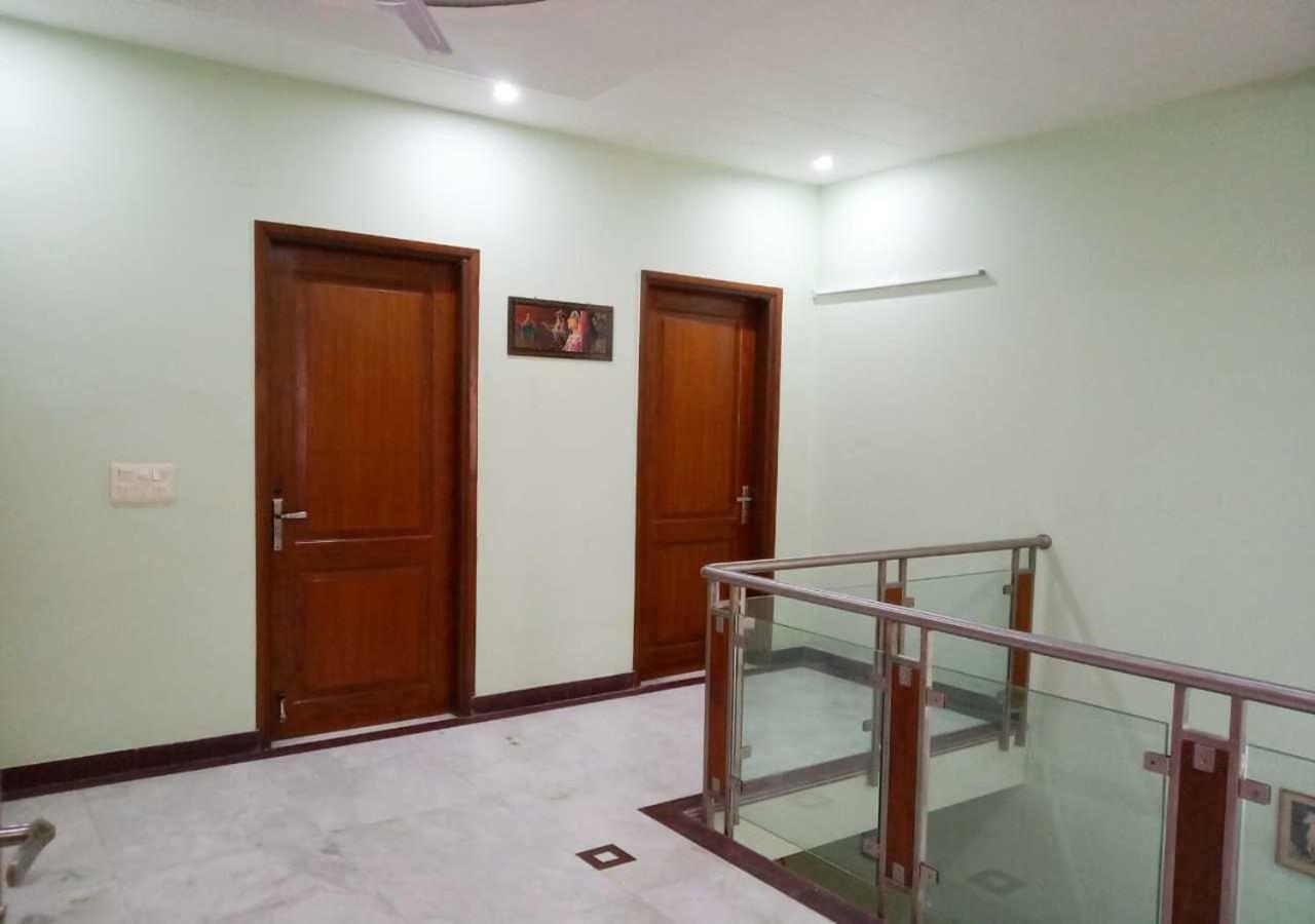 J P Residency Hotel Grander Noida Exterior foto