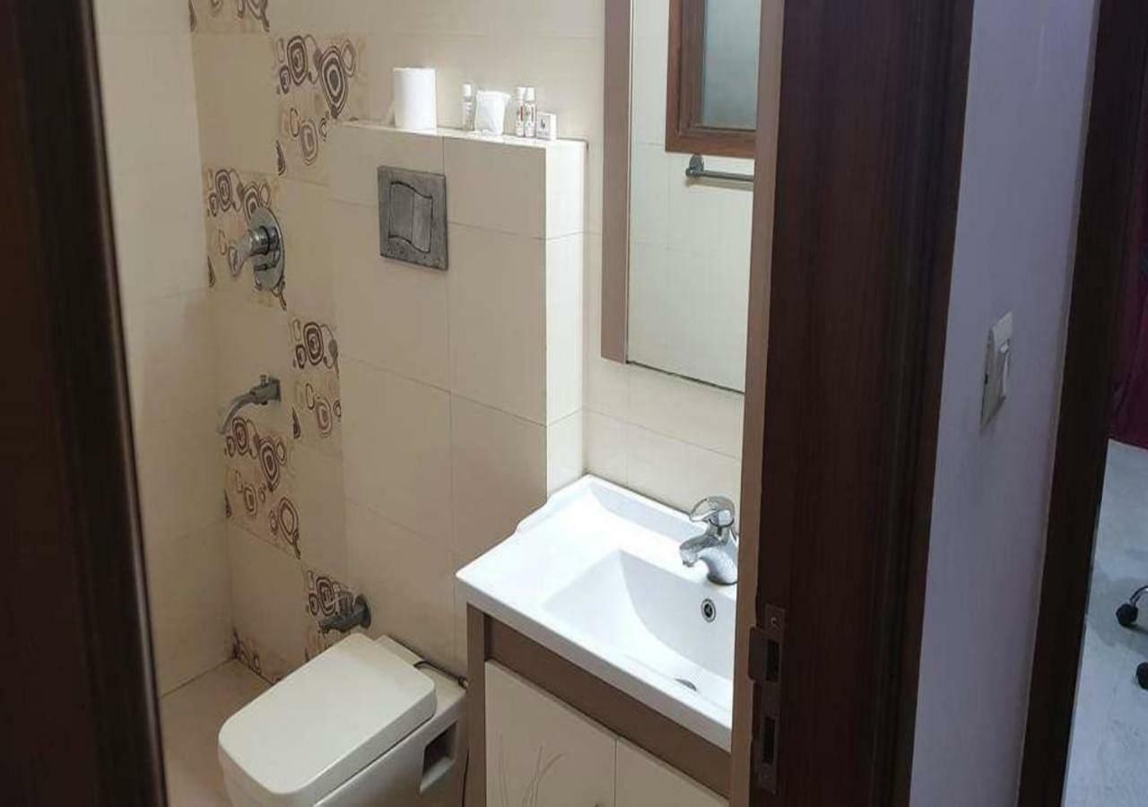 J P Residency Hotel Grander Noida Exterior foto