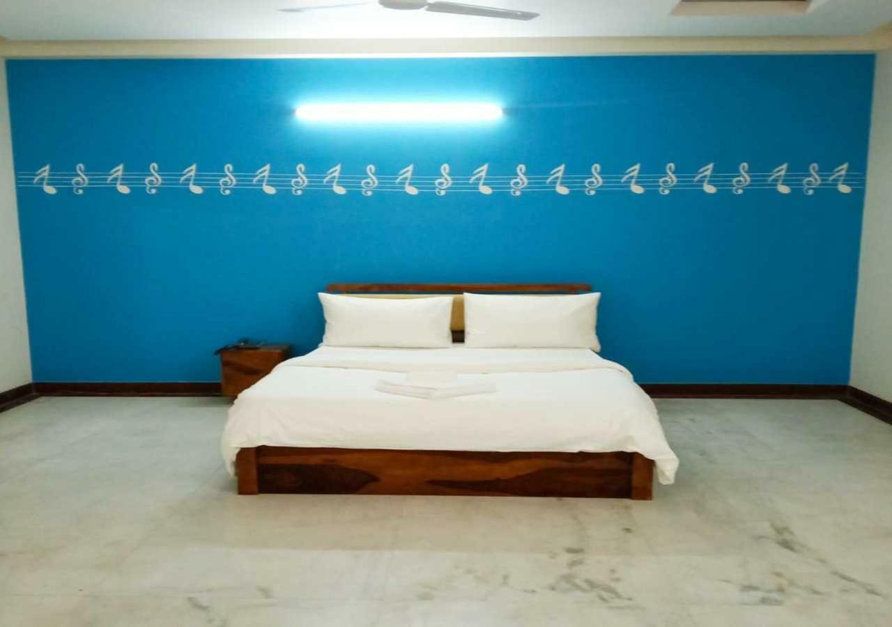 J P Residency Hotel Grander Noida Exterior foto