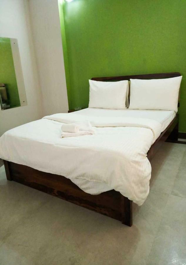 J P Residency Hotel Grander Noida Exterior foto