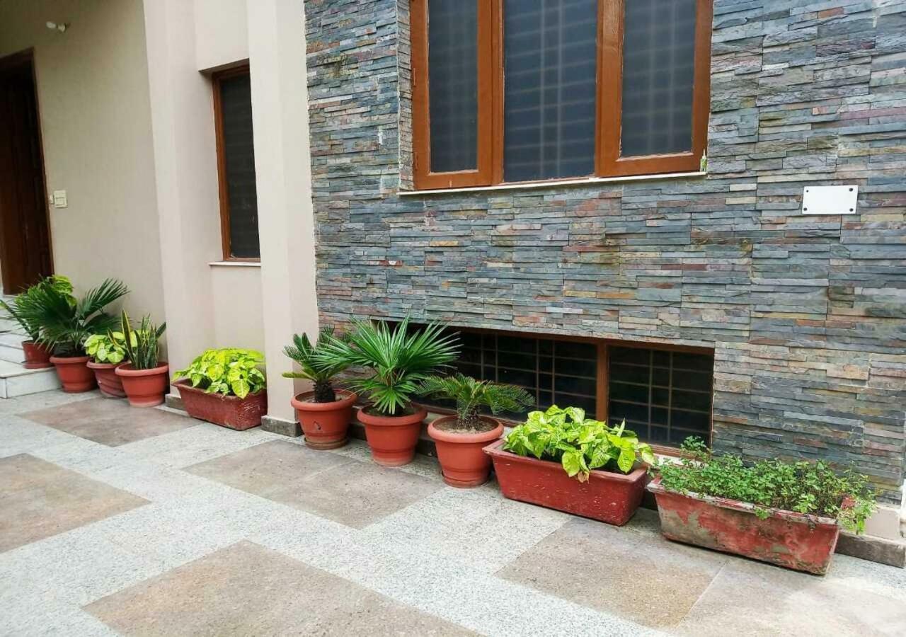 J P Residency Hotel Grander Noida Exterior foto